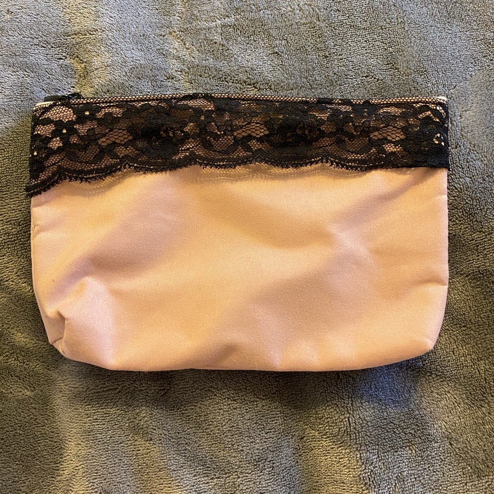 New ipsy small cosmetic bag